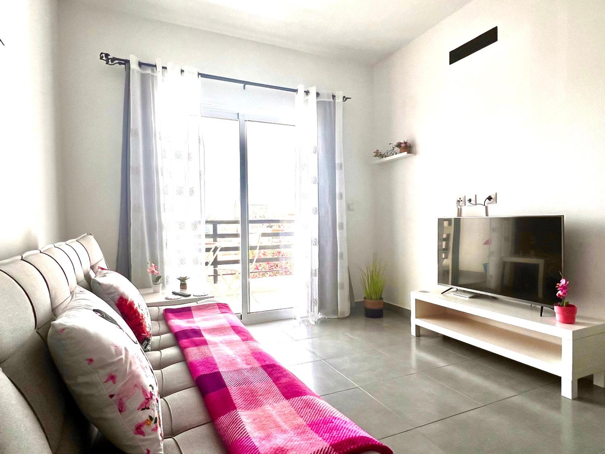 Animos! Apartments - 10 Modern Apartments Near The City & Beach, Perfect For Nomads, Travellers, Families, Watersports! Santa Maria Bagian luar foto