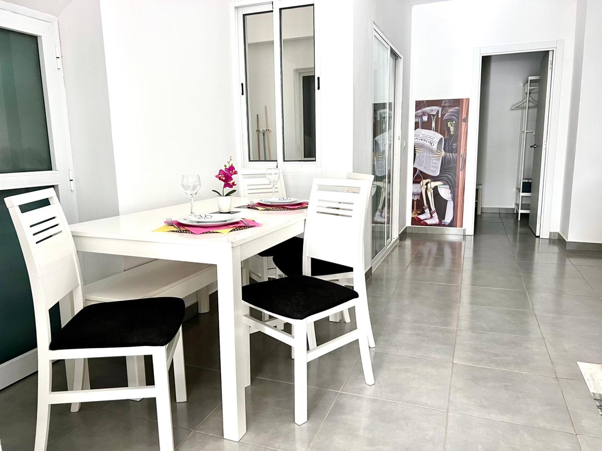 Animos! Apartments - 10 Modern Apartments Near The City & Beach, Perfect For Nomads, Travellers, Families, Watersports! Santa Maria Bagian luar foto