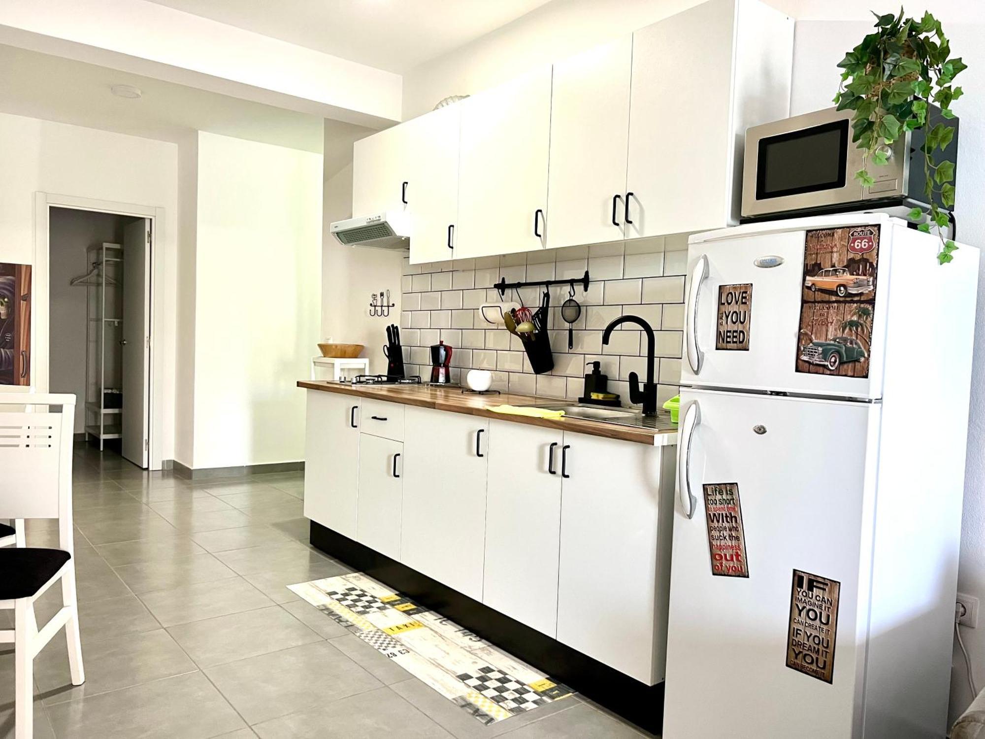 Animos! Apartments - 10 Modern Apartments Near The City & Beach, Perfect For Nomads, Travellers, Families, Watersports! Santa Maria Bagian luar foto