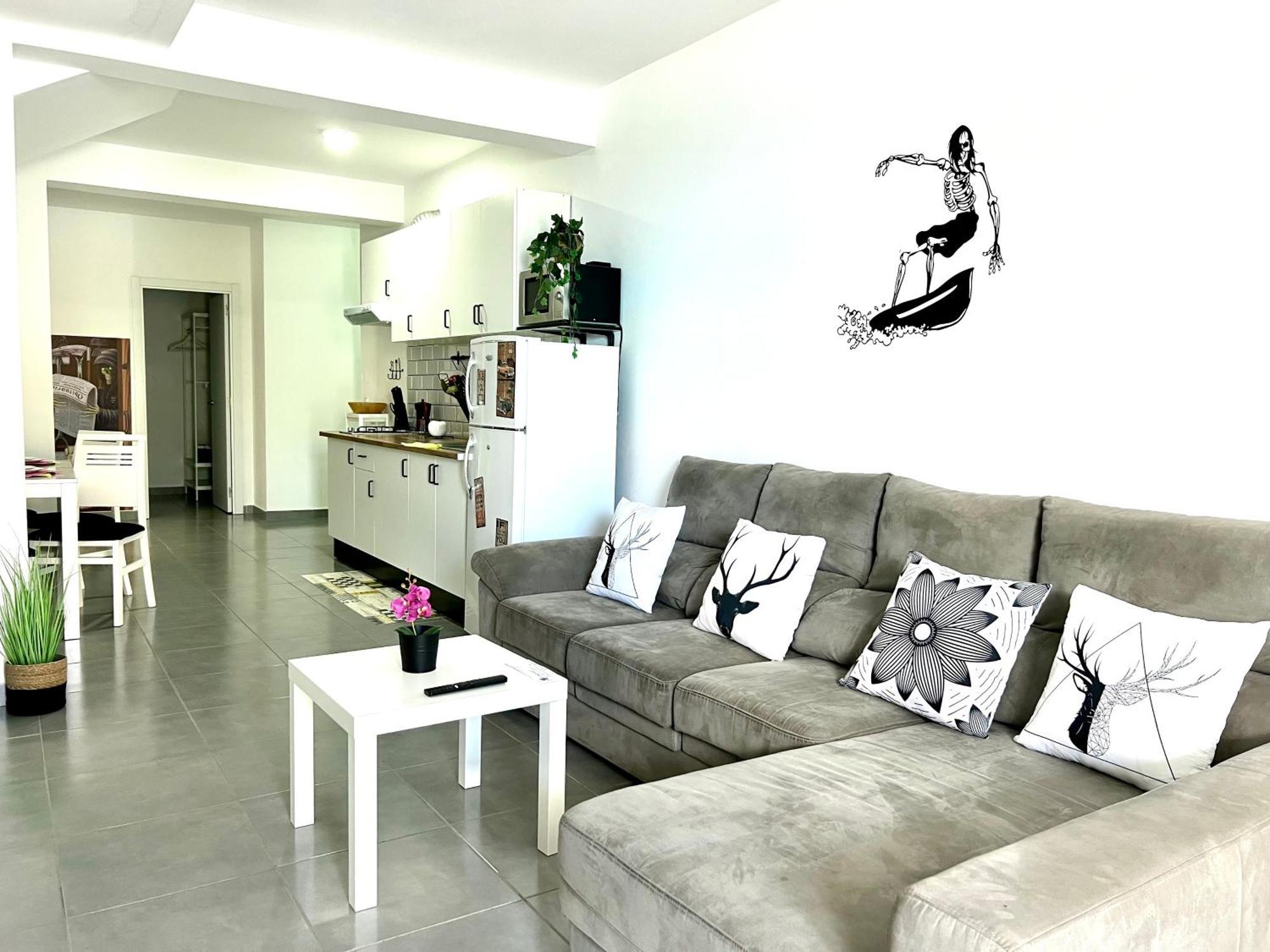 Animos! Apartments - 10 Modern Apartments Near The City & Beach, Perfect For Nomads, Travellers, Families, Watersports! Santa Maria Bagian luar foto